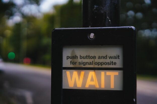 Wait sign