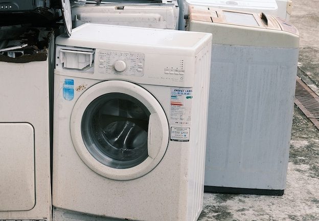 broken washing machine illustrating what do you trust